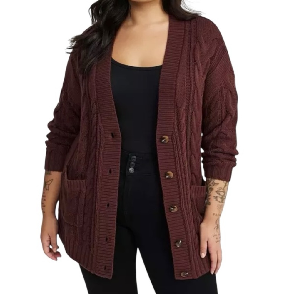 NWT Torrid 6 (6X/30) Chocolate brown button front v-neck‎ cable knit sweater